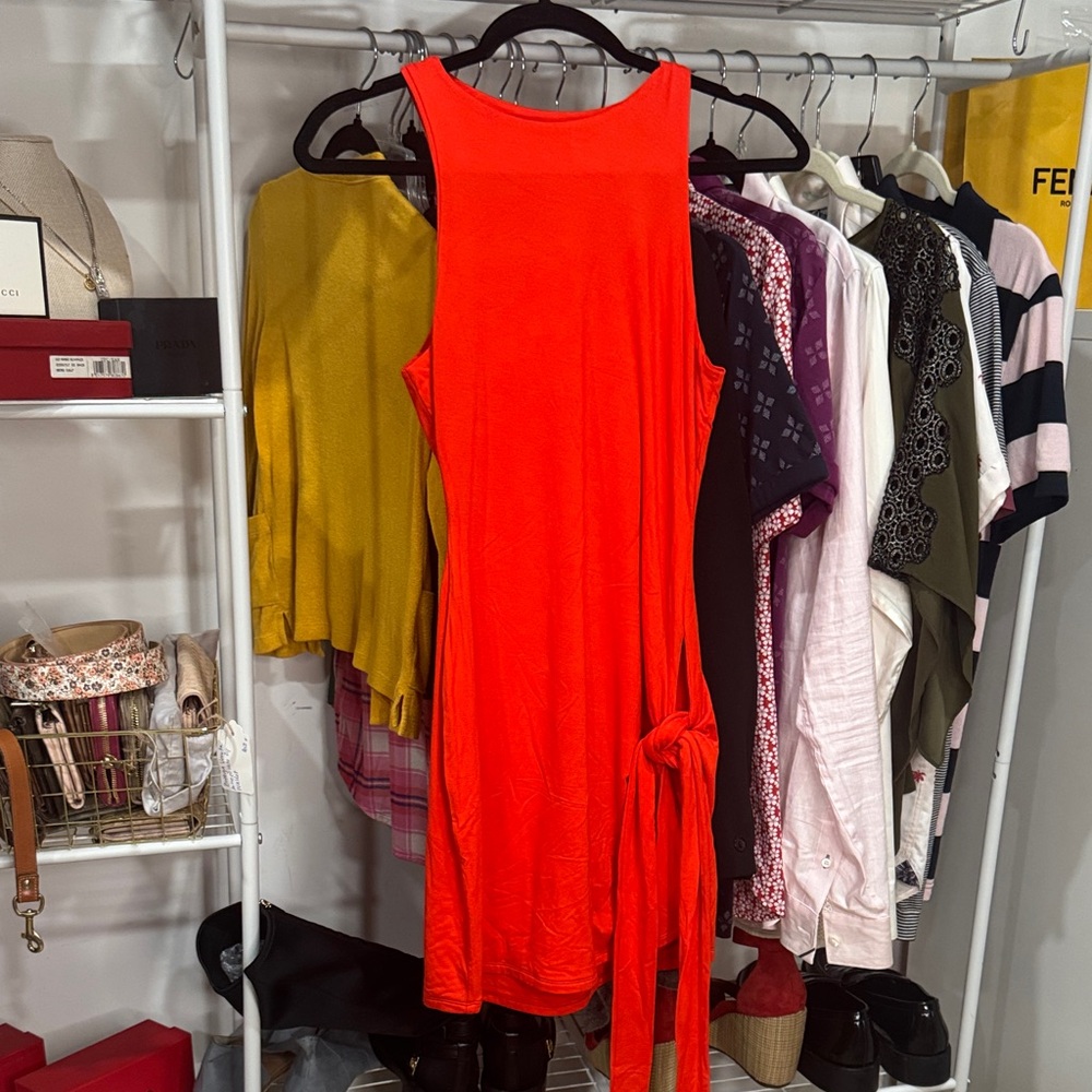 Women’s Sleeveless Red Tie-Waist Dress